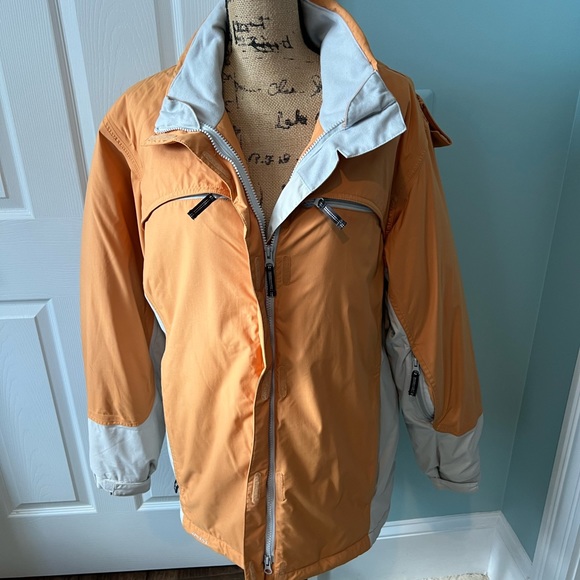 Quest Jackets & Blazers - Women’s QUEST~2 in 1 Ski Jacket. NWOT! 
Purchased @ Dick’s Sporting! 
Nice!
